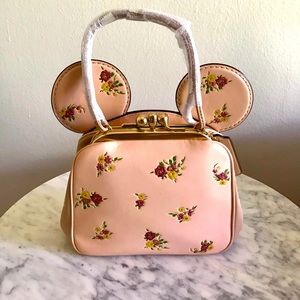 Coach Minnie Mouse Vintage Pink  Kisslock Bag